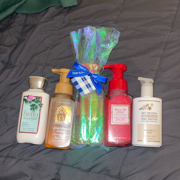 Bath & Body Works Other - Bath and body works bundle